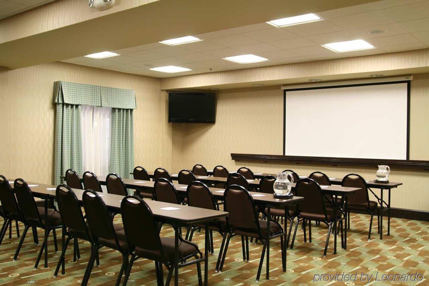 Hampton Inn Gonzales Facilities photo