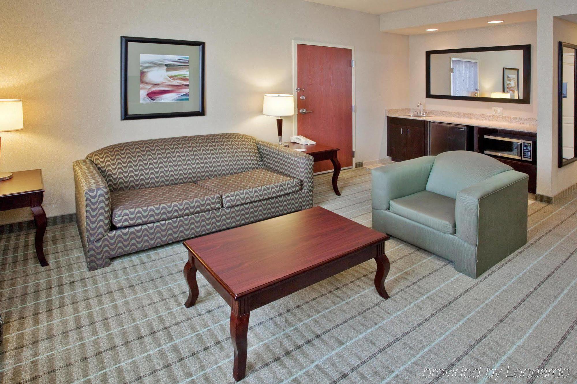 Hampton Inn Gonzales Exterior photo